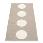 Pappelina Vera Mud & Vanilla Runner 70 x 150 cm