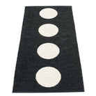 Pappelina Vera Black & Vanilla Runner - 70 x 150 cm
