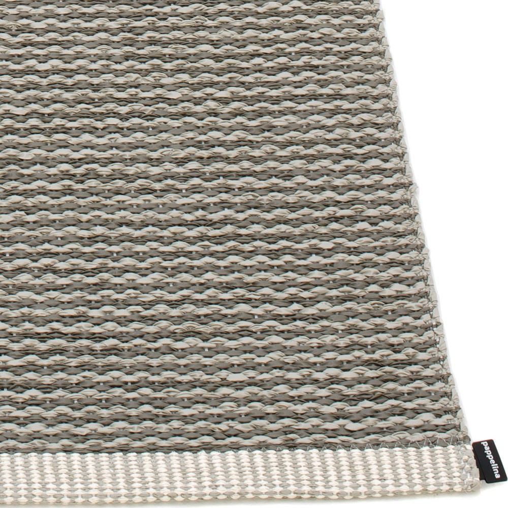 Pappelina Mono Warm Grey : Charcoal Runner