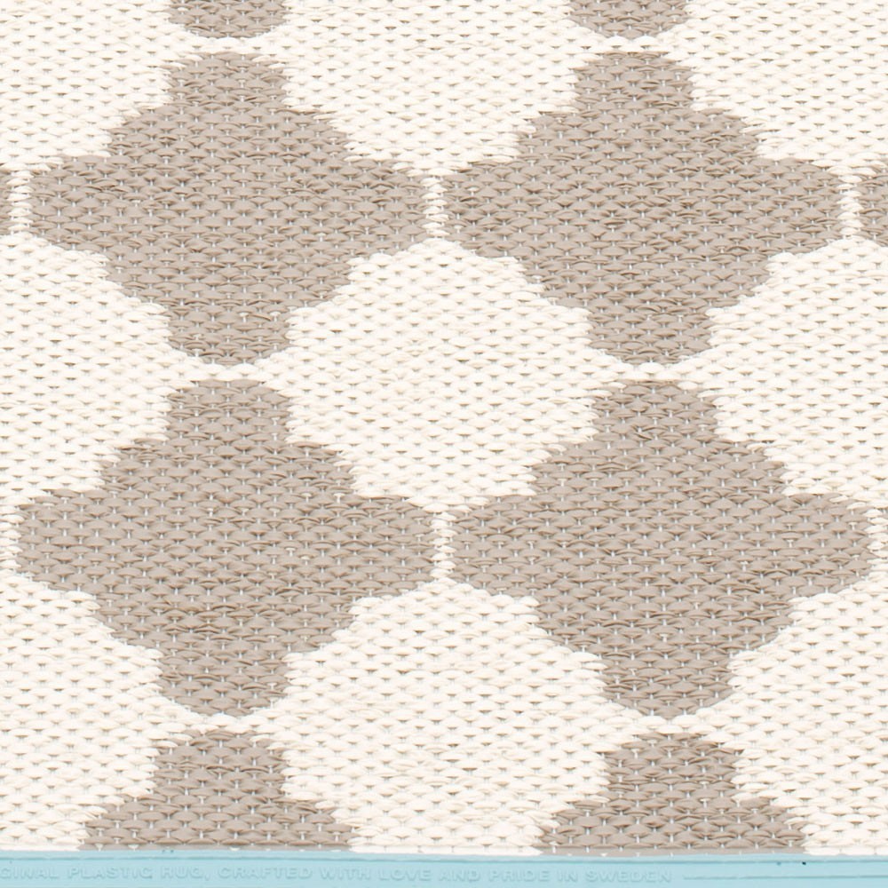 Pappelina Marre Mud & Vanilla Mat - Detail