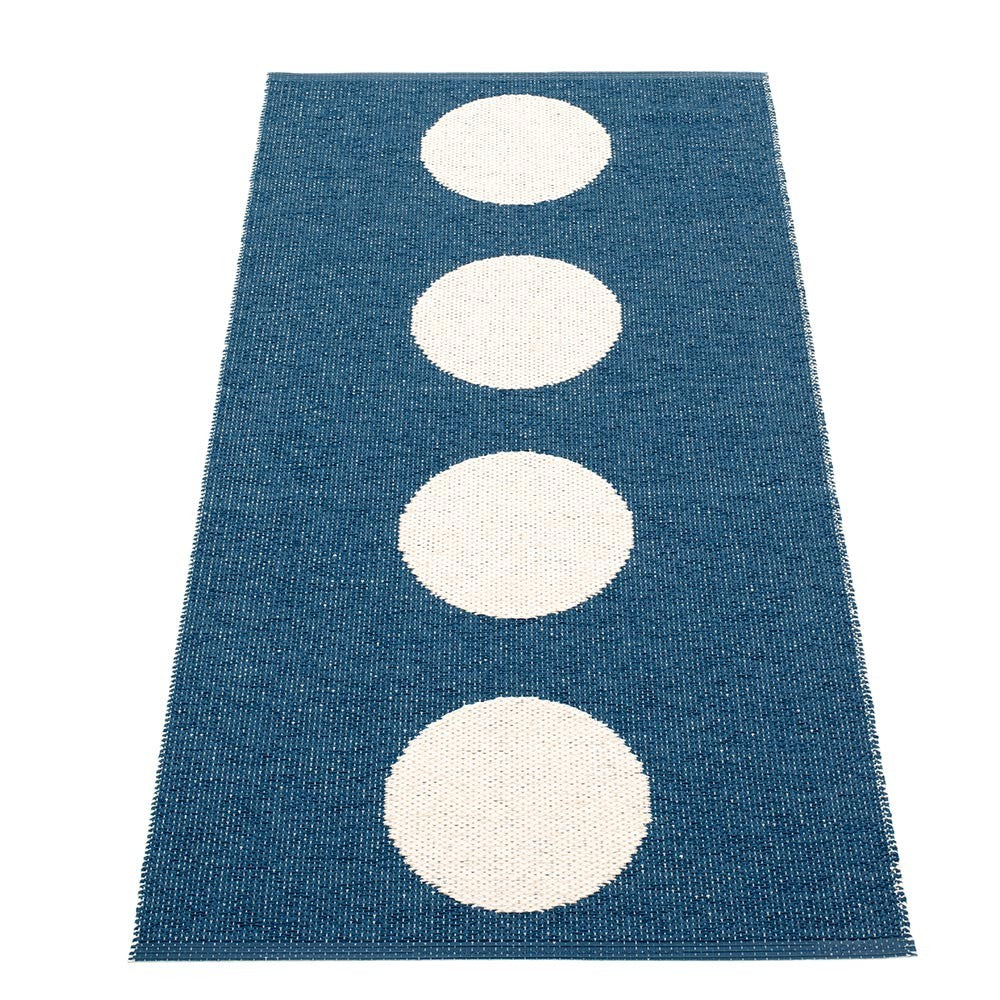 Pappelina Vera Ocean Blue & Vanilla Runner 70 x 150 cm