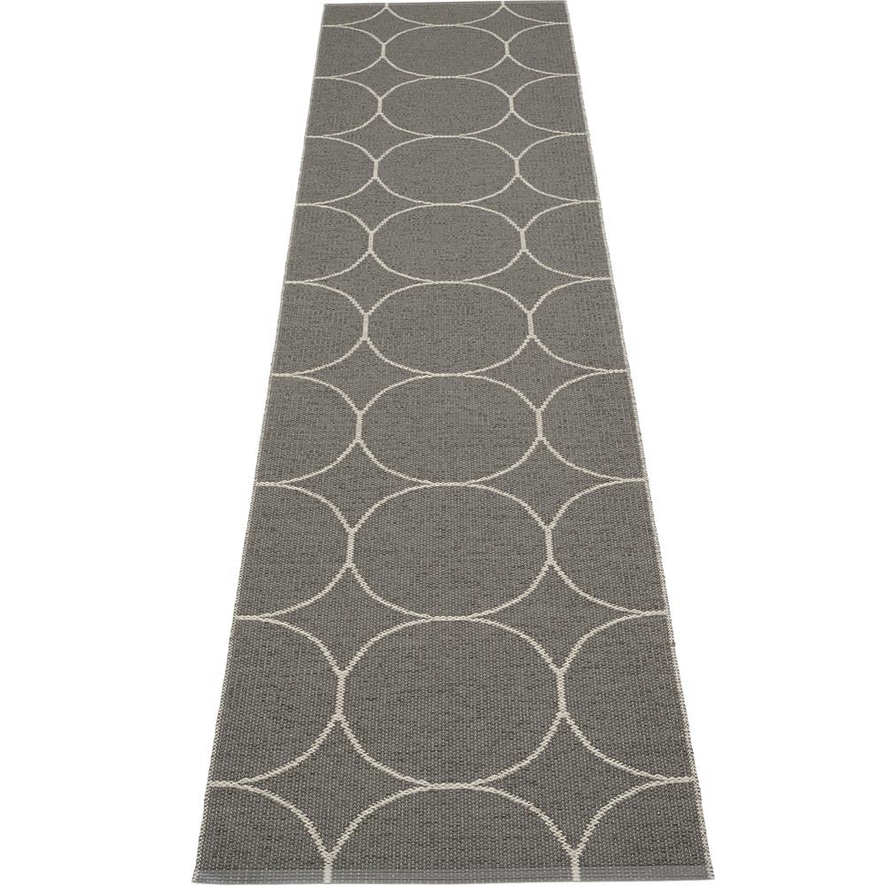 Pappelina Boo Runner - Charcoal & Linen 70 x 300 cm