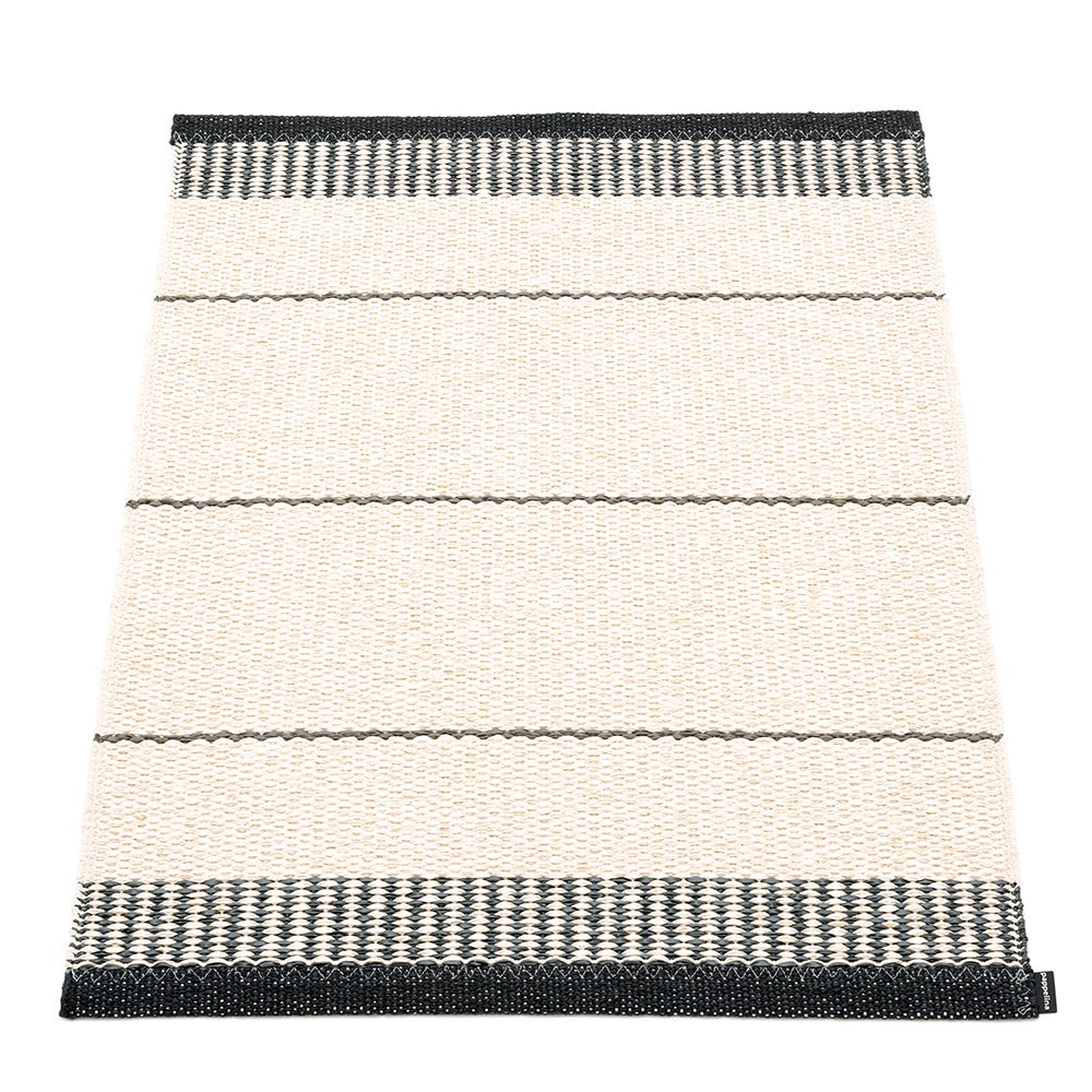 Pappelina Belle Small Mat - Black