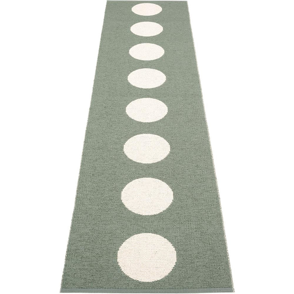 Pappelina Vera Army & Vanilla Runner 70 x 300 cm