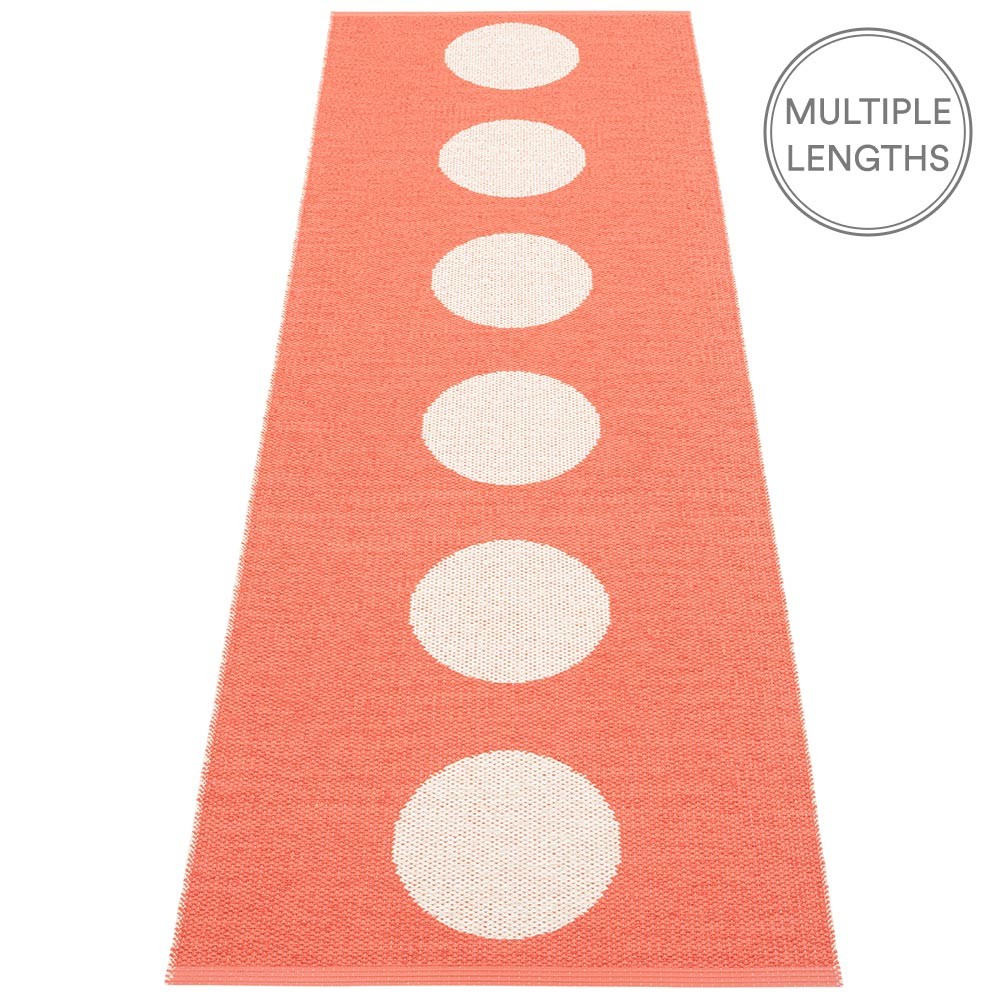 Pappelina Vera Flamingo & Vanilla Runner - 70 x 225 cm