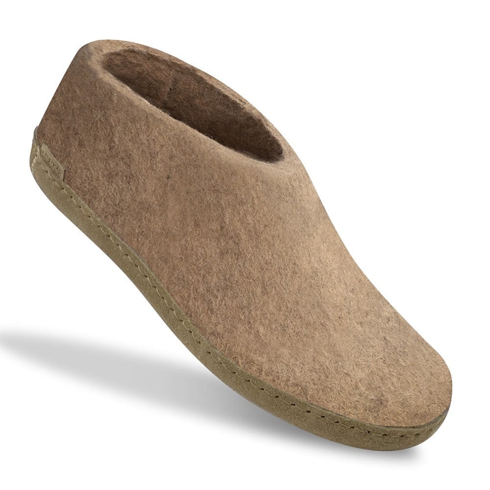 Glerups Shoe with natural leather sole in sand
