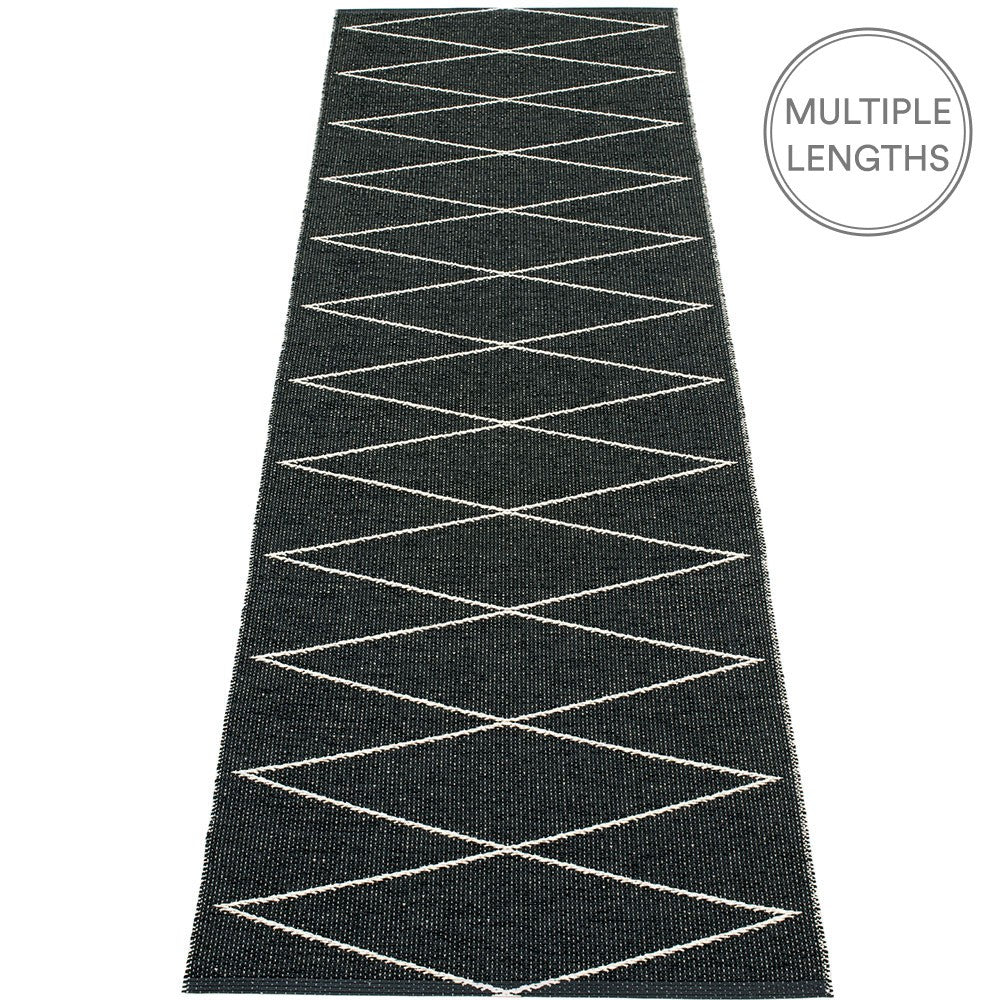 Pappelina Max Black & Vanilla Runner - 70 x 240 cm