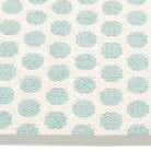 Pappelina Noa Pale Turquoise & Vanilla Mat - Detail