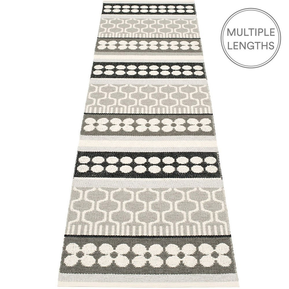 Pappelina Asta Warm Grey Runner - 70 x 270 cm