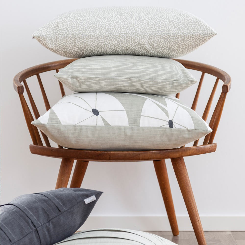 Spira Grodblad Cushion - Linen