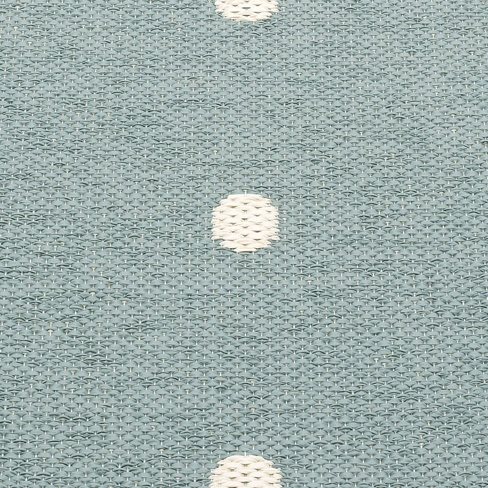 Pappelina Peg Runner - Haze & Vanilla Detail