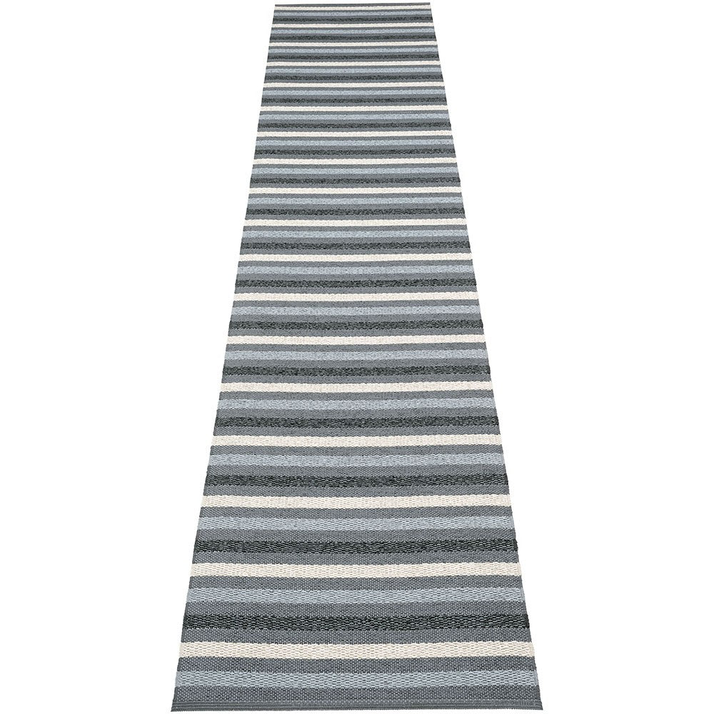 Pappelina Grace Runner - Granit - 70 x 450 cm