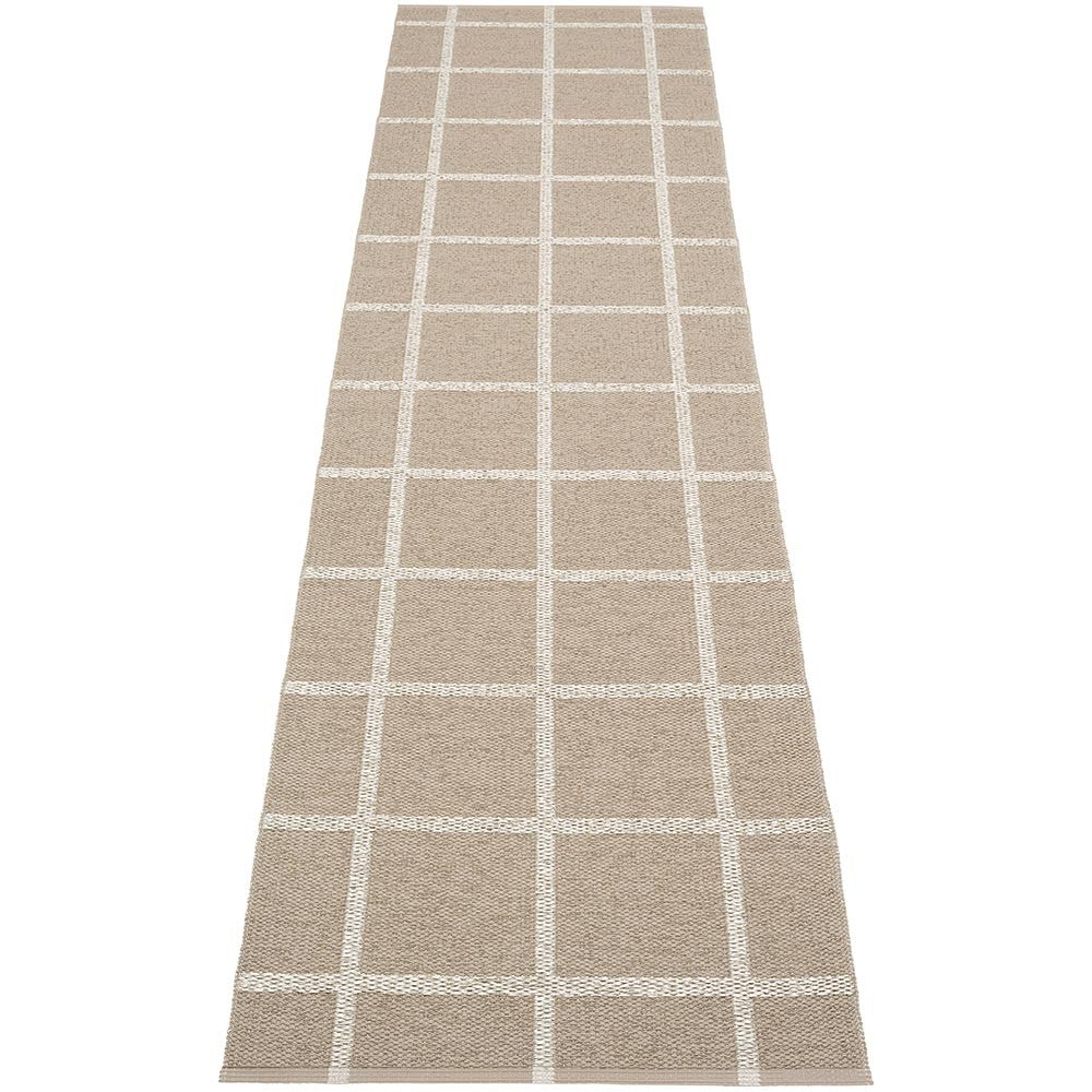 Pappelina Dark Linen Ada Runner - 70 x 300 cm