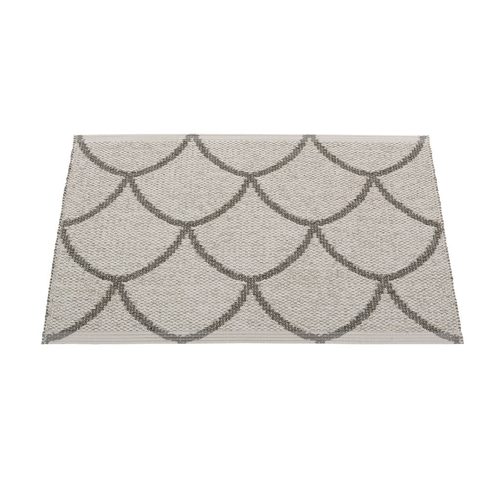 Pappelina Kotte Small Mat 70 x 50 cm Reverse - Charcoal : Warm Grey