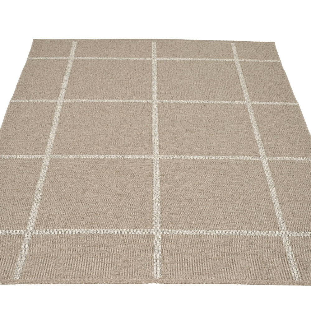 Pappelina Ada Large Rug 180 x 260 cm - Dark Linen