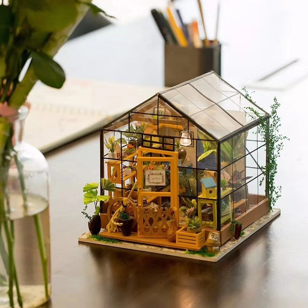 Cathy s Flower House DIY Miniature Kit by Rolife HUS HEM Hus Hem