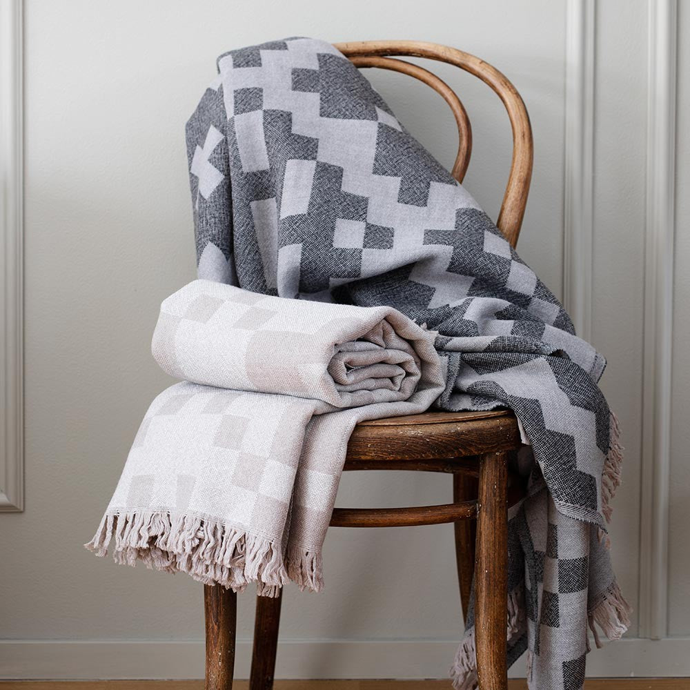 Lapuan Kankurit Huvila Blanket - Beige & White