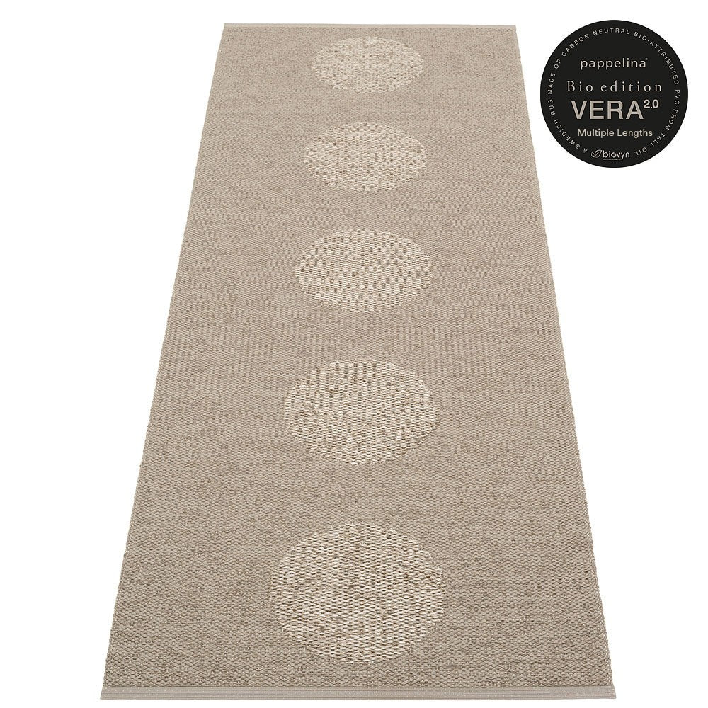 Pappelina Vera 2.0 Bio Edition Dark Linen/Linen Metallic Runner - 70 x 120 cm