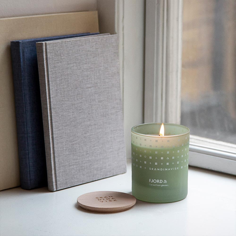 Skandinavisk Scented Candle - Fjord (Glacier)