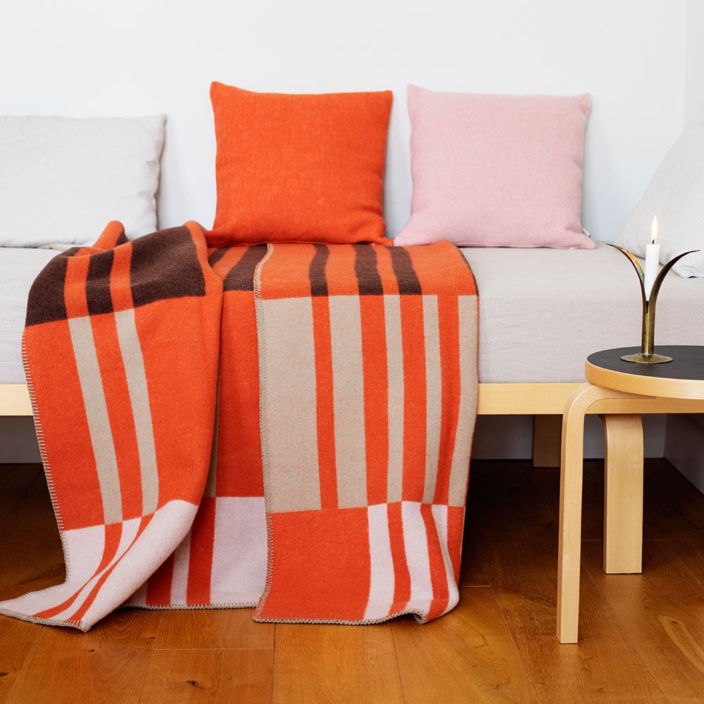 Lapuan Kankurit Toffee Wool Throw - Orange