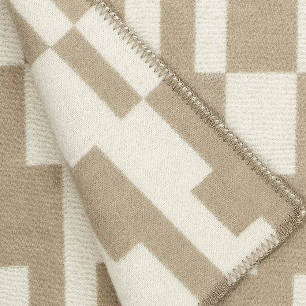 Lapuan Kankurit Koodi Wool Throw - Beige & White