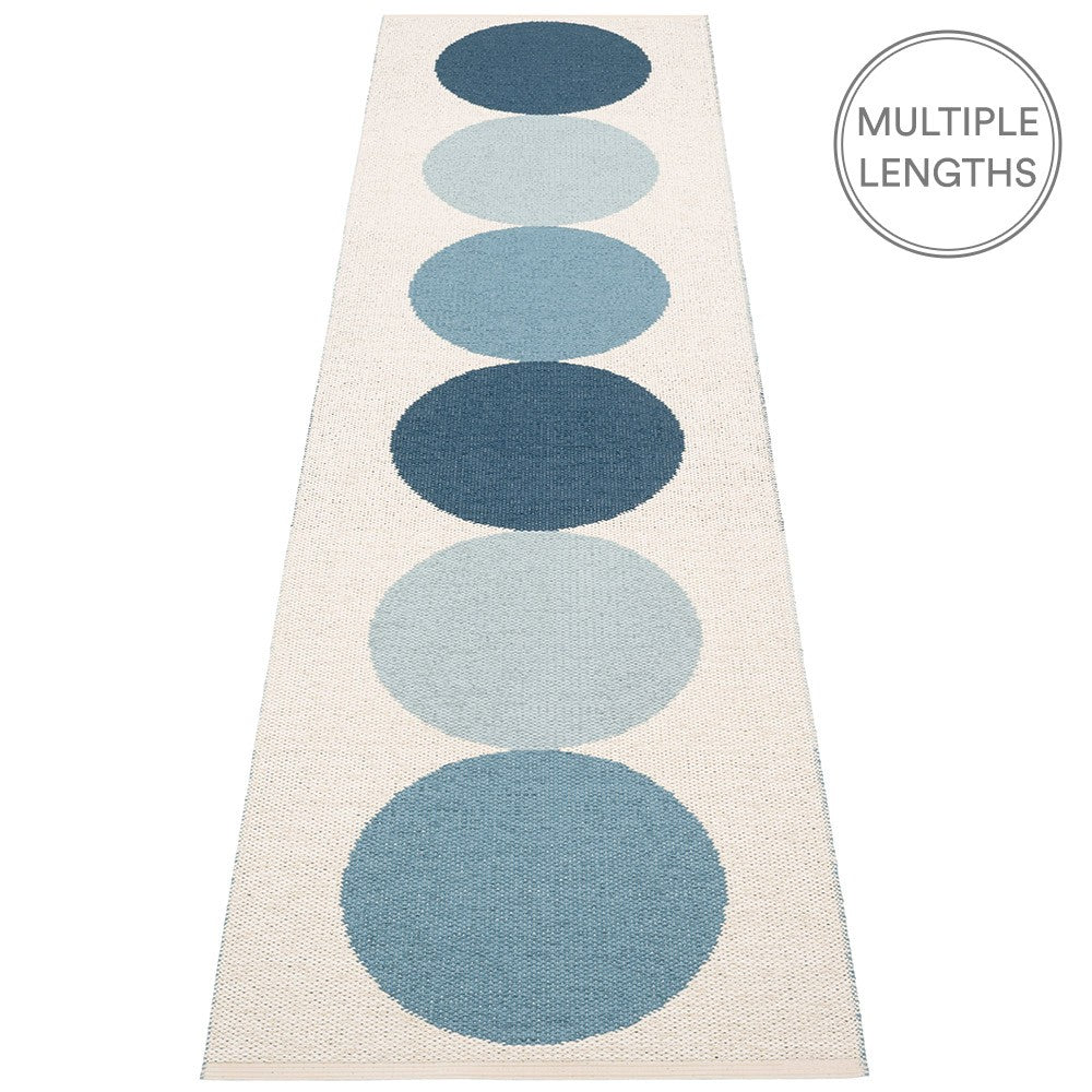 Pappelina Otto Runner - Sky - Front - 70 x 280 cm