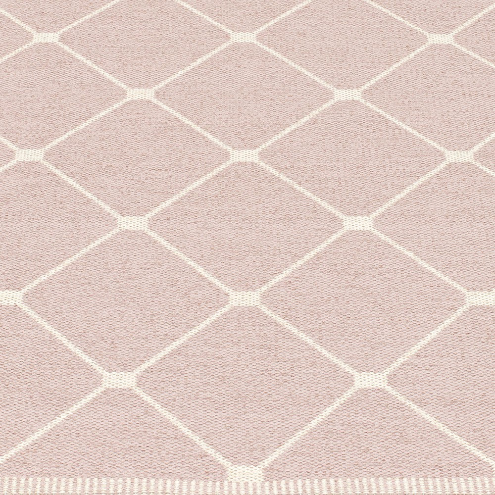 Pappelina Regina Large Rug - Pale Rose