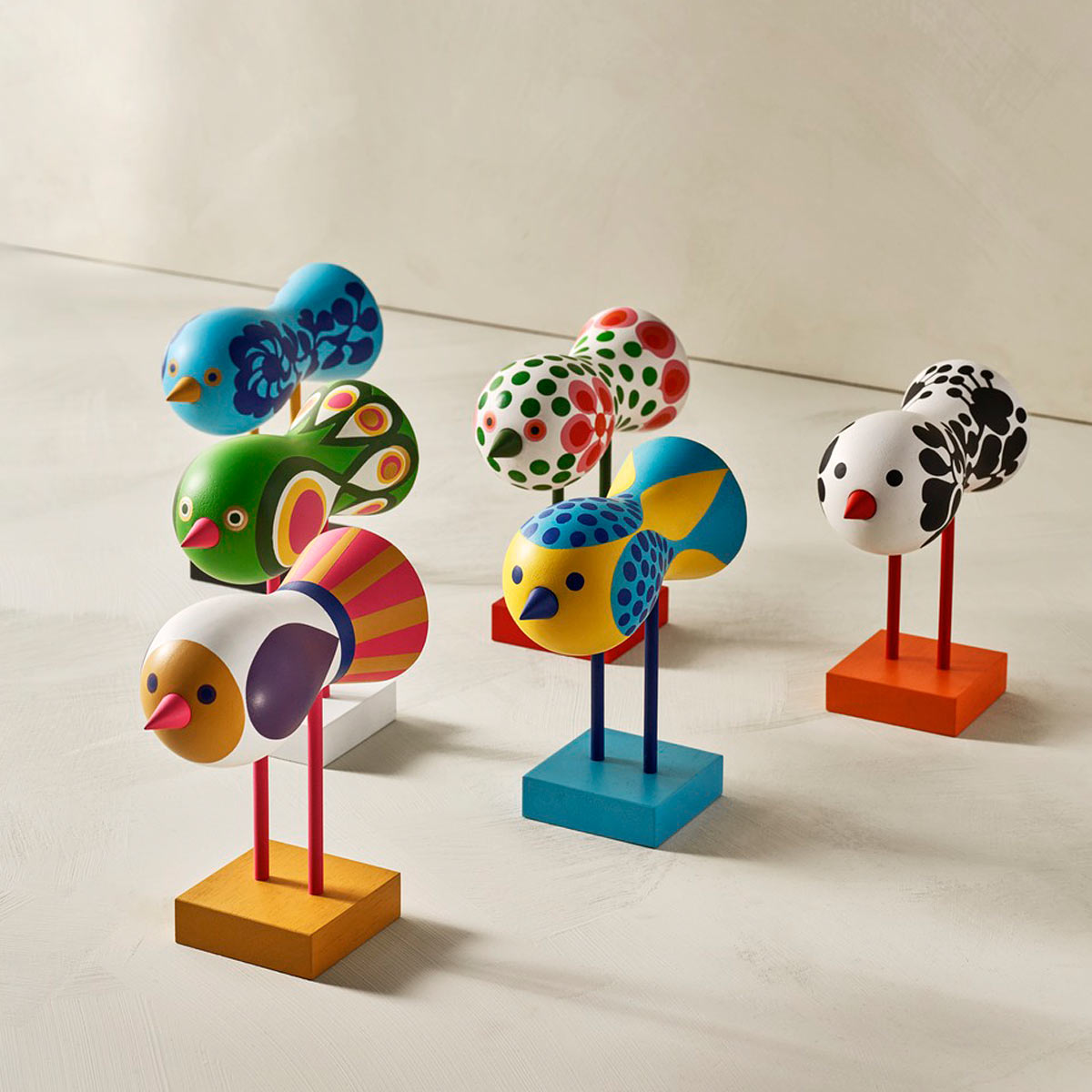 置物 LISA LARSON Bird He Lisa Larson Wooden Bird Object - White Base – MoMA Design Store